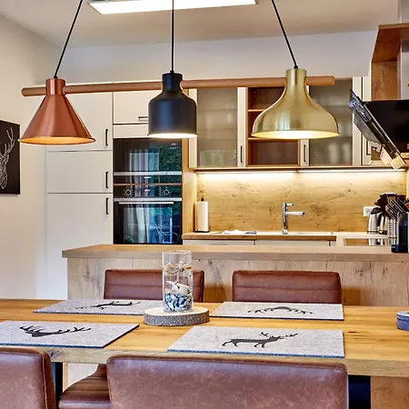 Alpinum Apartment *